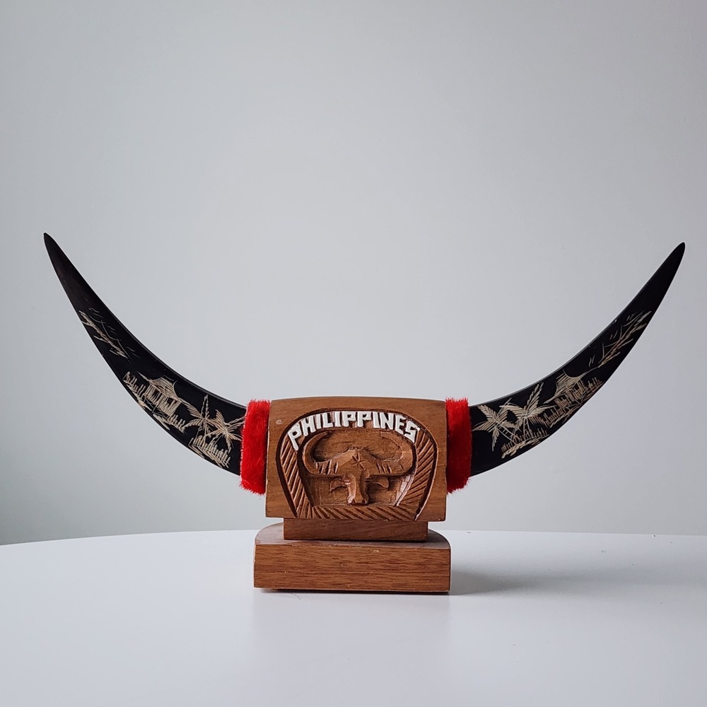 Vintage Philippines Wood Pen Pencil Holder Carved Engraved Water Buffalo Horns